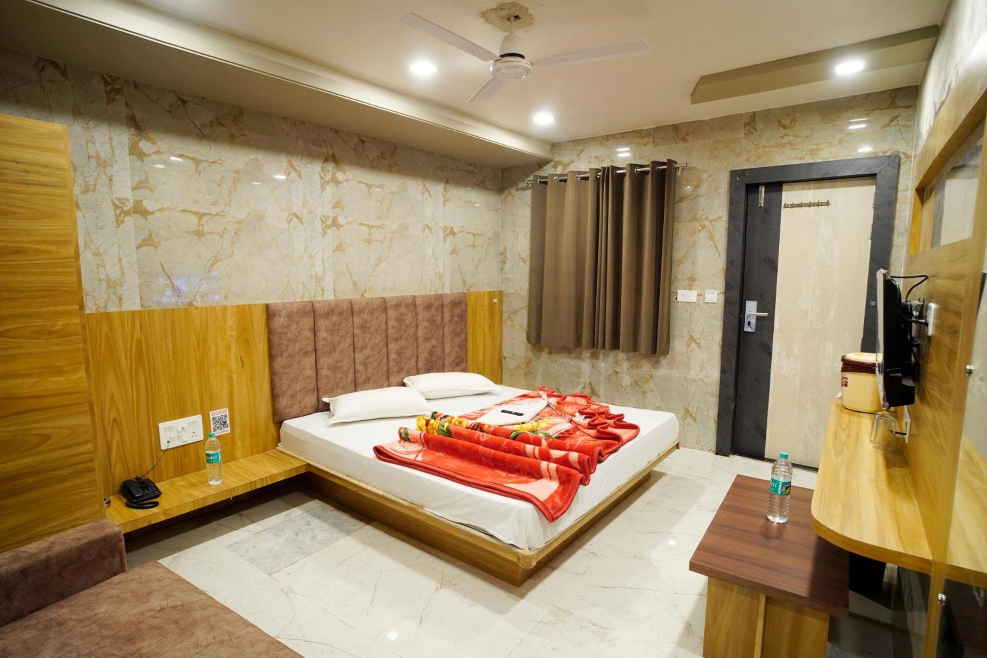 Hotel New Sundaram 150 Mtrs from Dargah Ajmer Exteriör bild