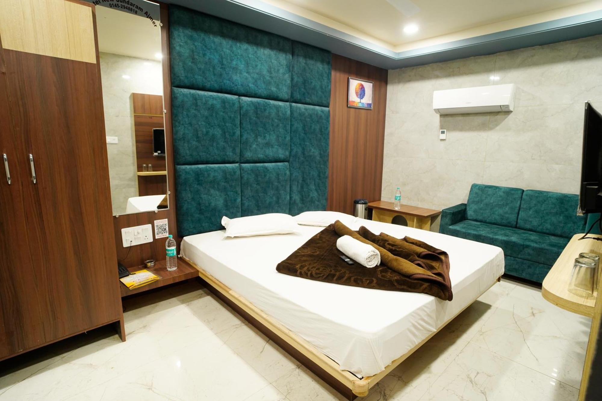 Hotel New Sundaram 150 Mtrs from Dargah Ajmer Exteriör bild