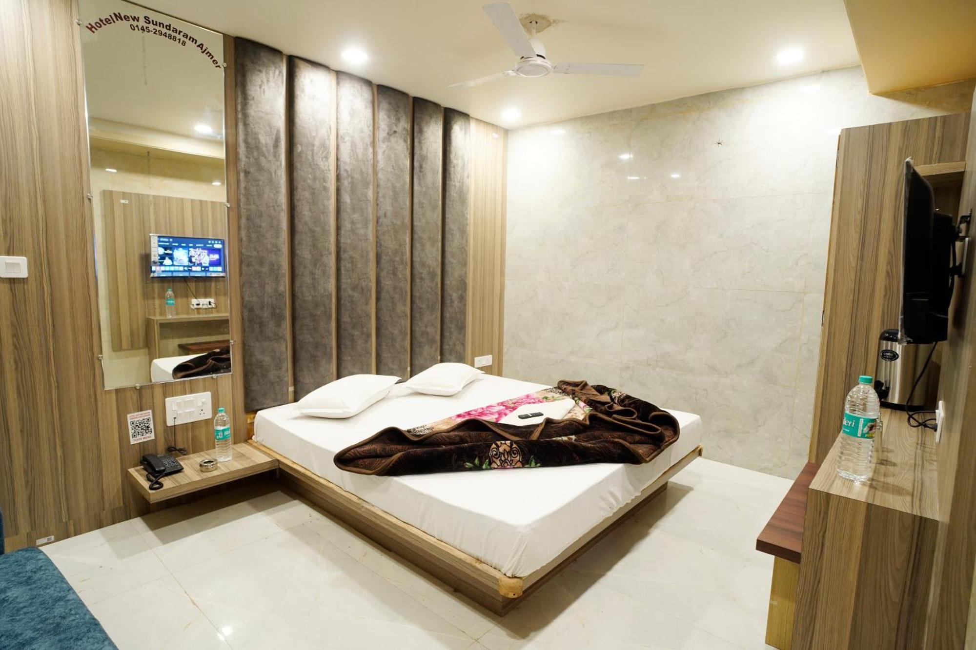 Hotel New Sundaram 150 Mtrs from Dargah Ajmer Exteriör bild